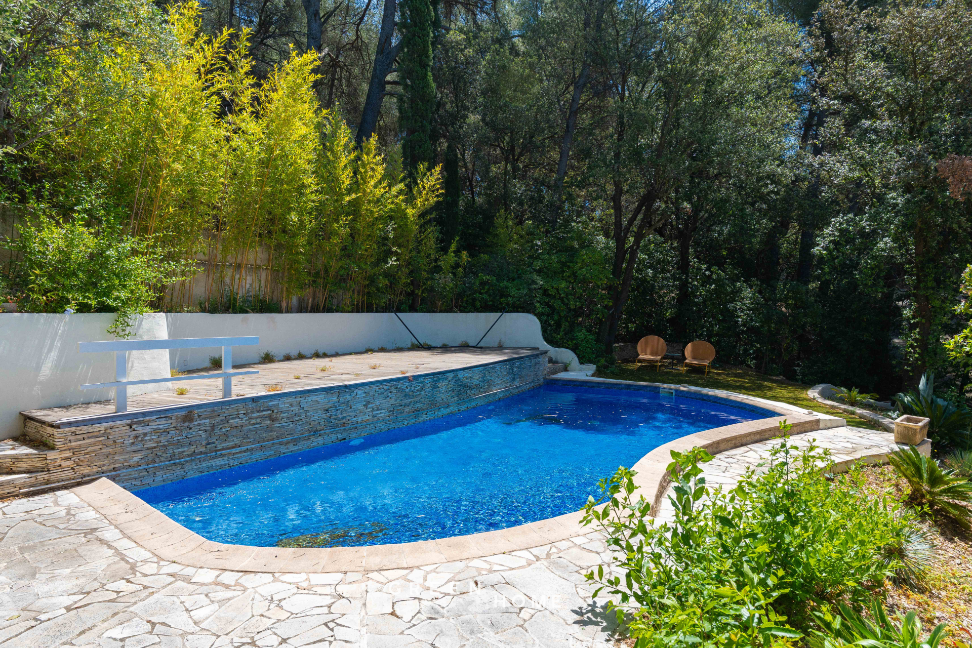 Achat Aubagne - Vendu