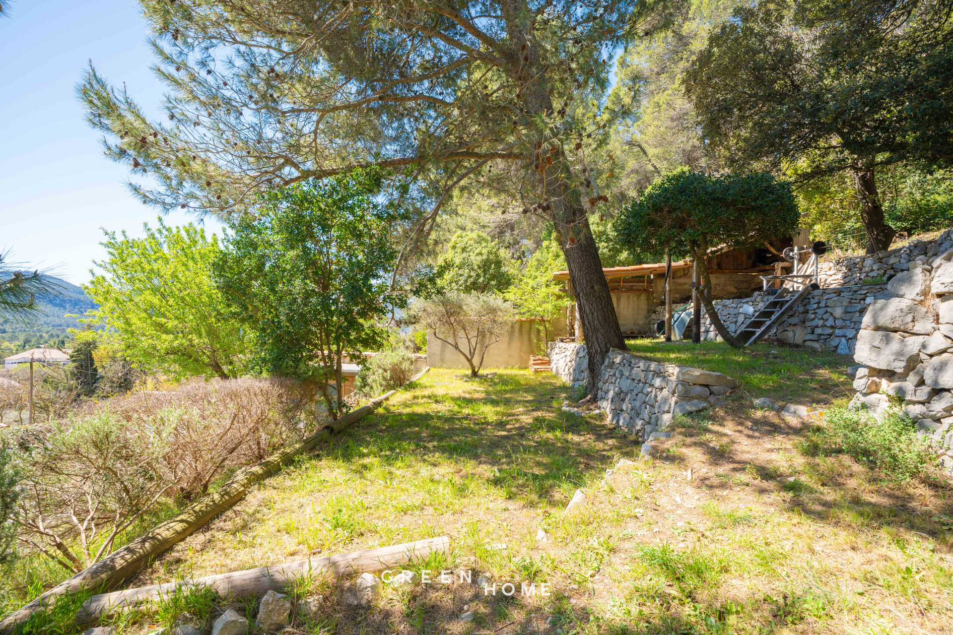 Achat Cuges-les-Pins - Vendu